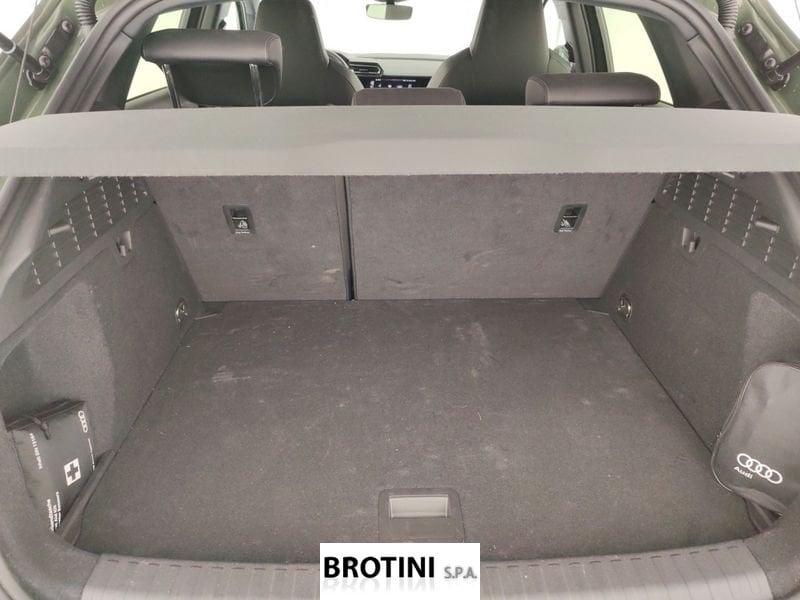 Audi A3 A3 allstreet 35 TDI S tronic Identity Contrast
