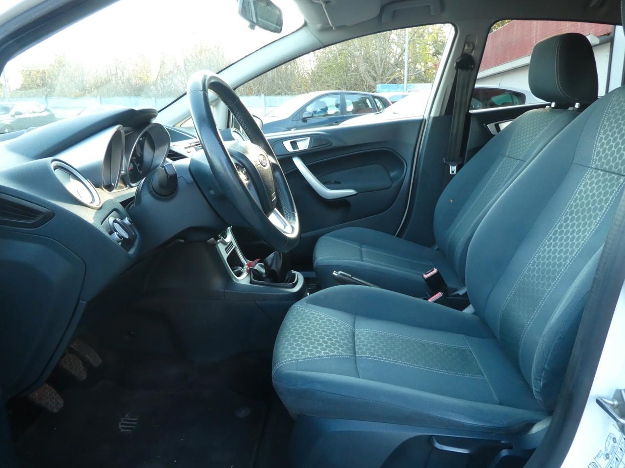 Ford Fiesta 1.4 5p. Bz.- GPL Titanium OK NEOPATENTATI