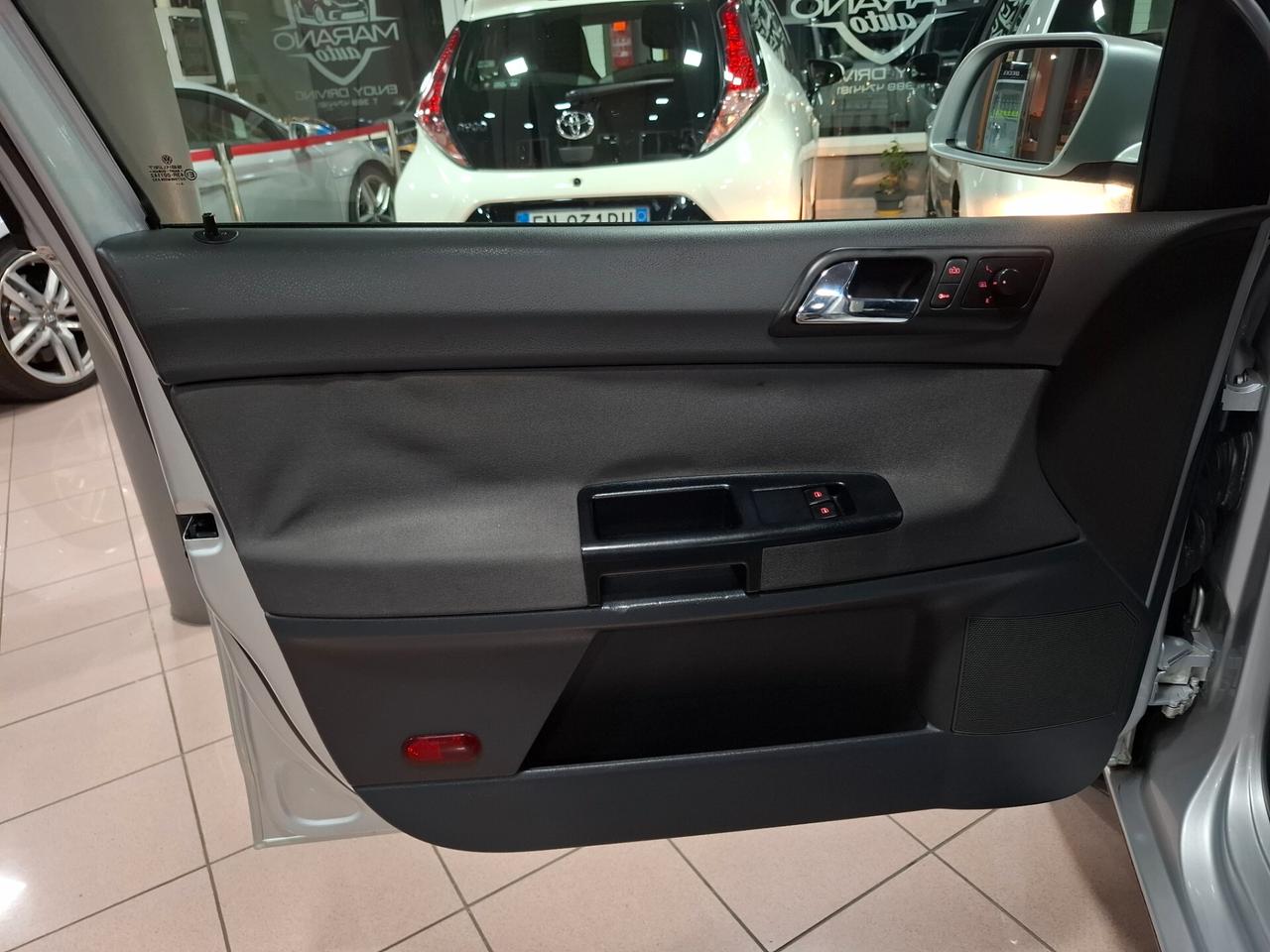 Volkswagen Polo 1.4 benzina Neopatentato
