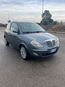 Lancia Ypsilon 1.2 Oro