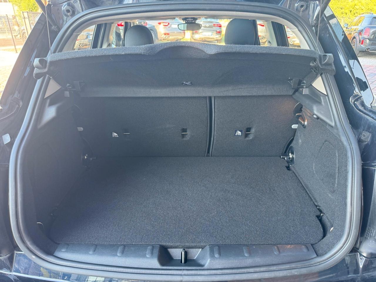 Mini Cooper 1.5 Camden