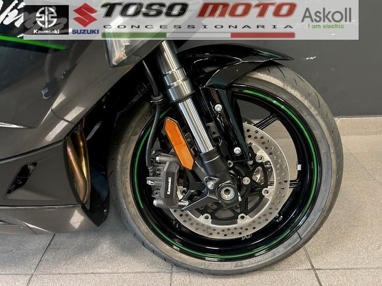 Kawasaki Ninja 1100 SX Tourer
