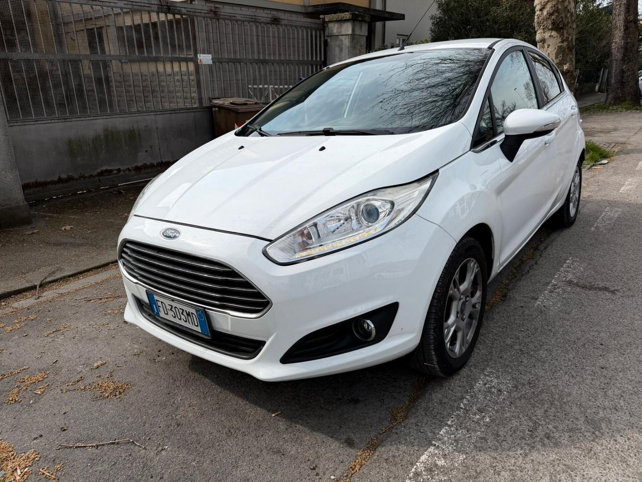 Ford Fiesta 1.5 TDCi 75CV 5 porte Titanium
