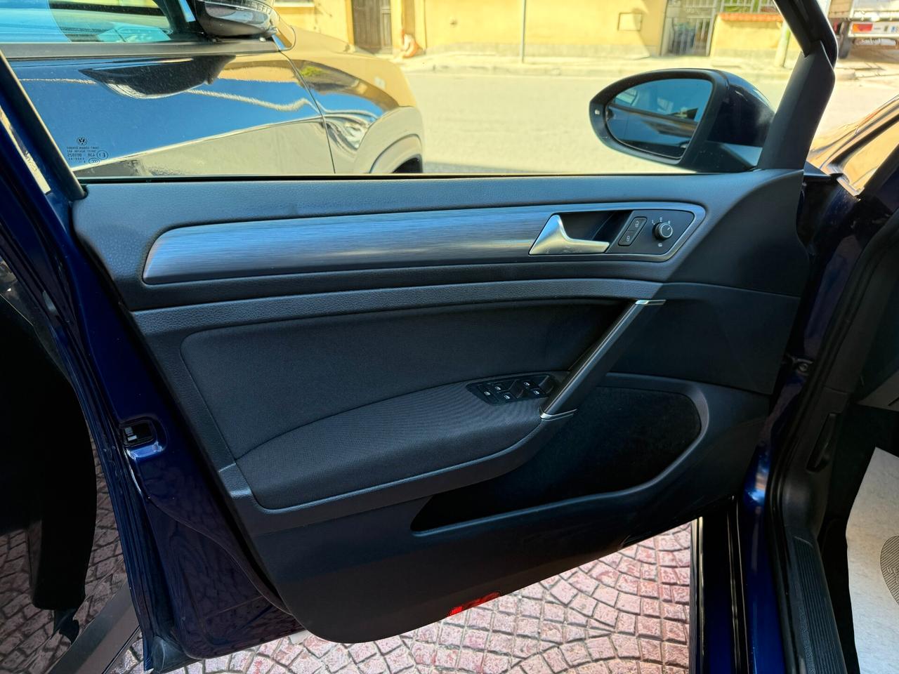VOLKSWAGEN GOLF 1.6 TDI 115CV BUSINESS - 2020
