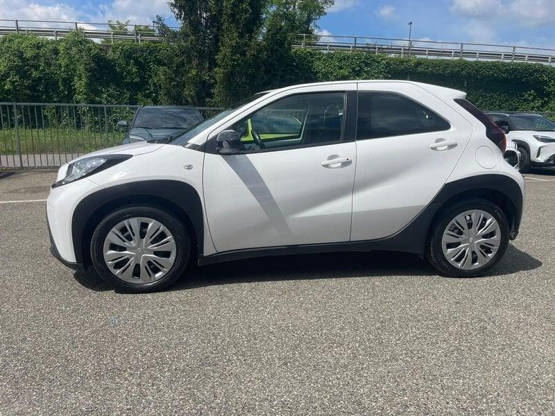 Toyota Aygo X 1.0B (72 CV) Active S-CVT