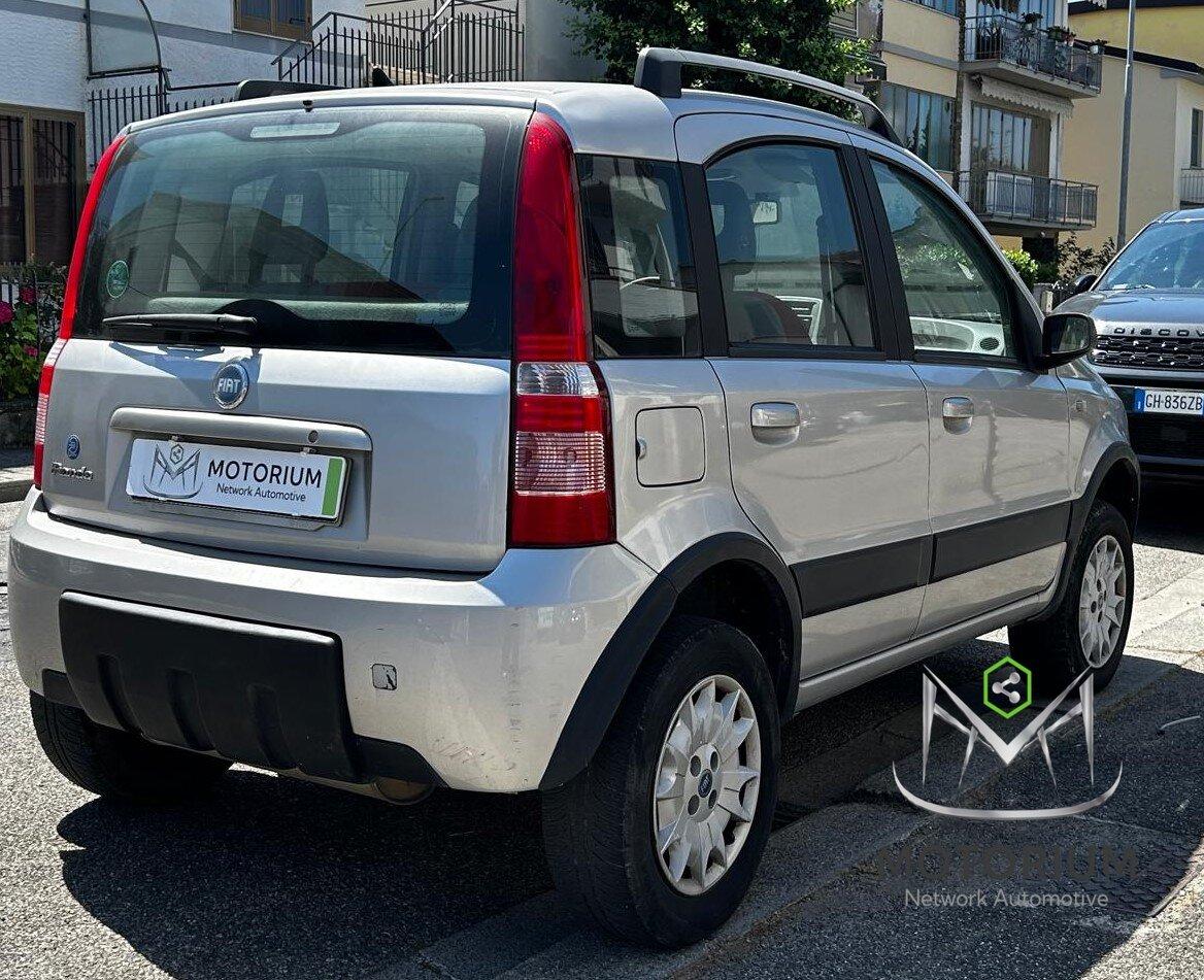 Fiat Panda 4x4 1.2cc climbing