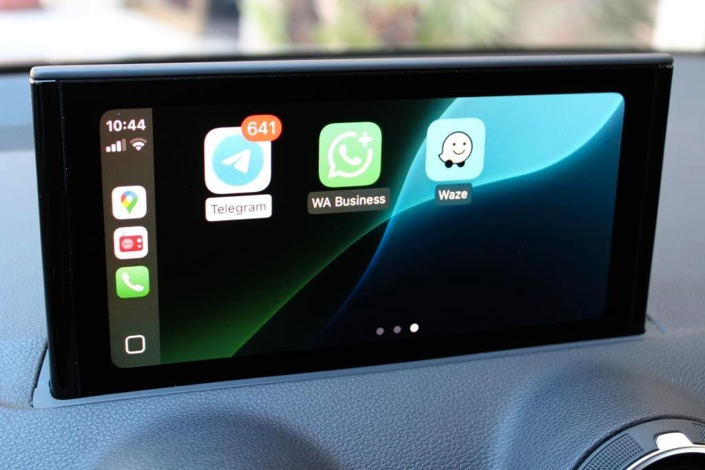 AUDI Q2 2.0 TDI s-tronic Admired *V. Cockpit