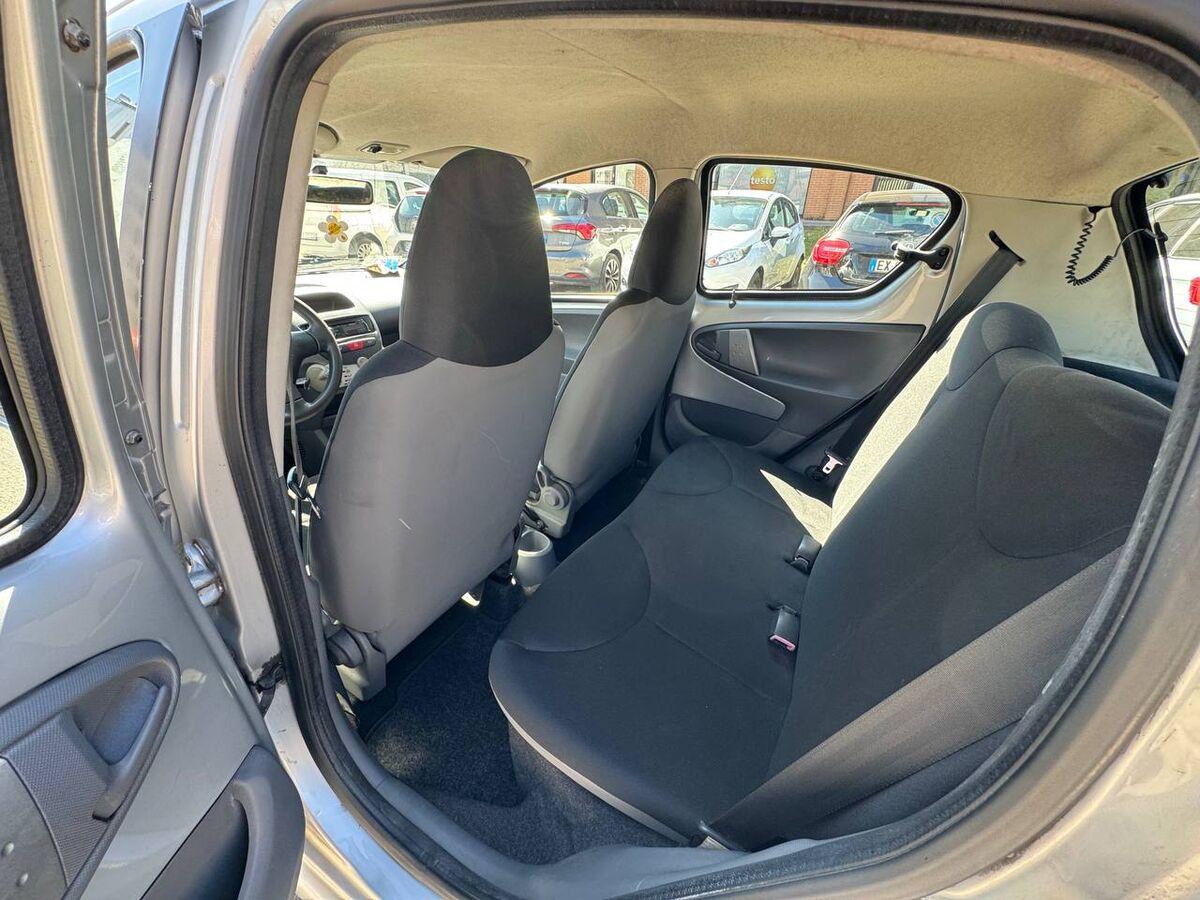 Toyota Aygo 1.0 Sol 5p FL