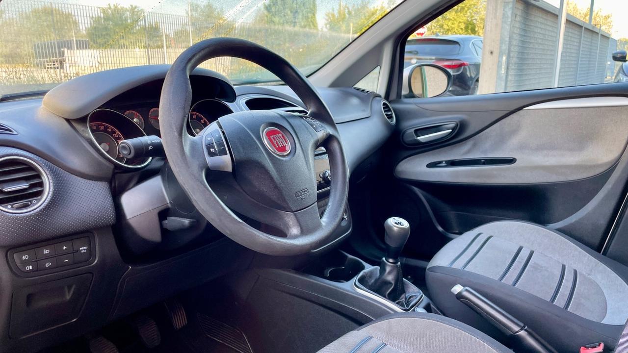 FIAT PUNTO EVO 1.3 MJT DYNAMIC 75CV - NEOPATENTATI