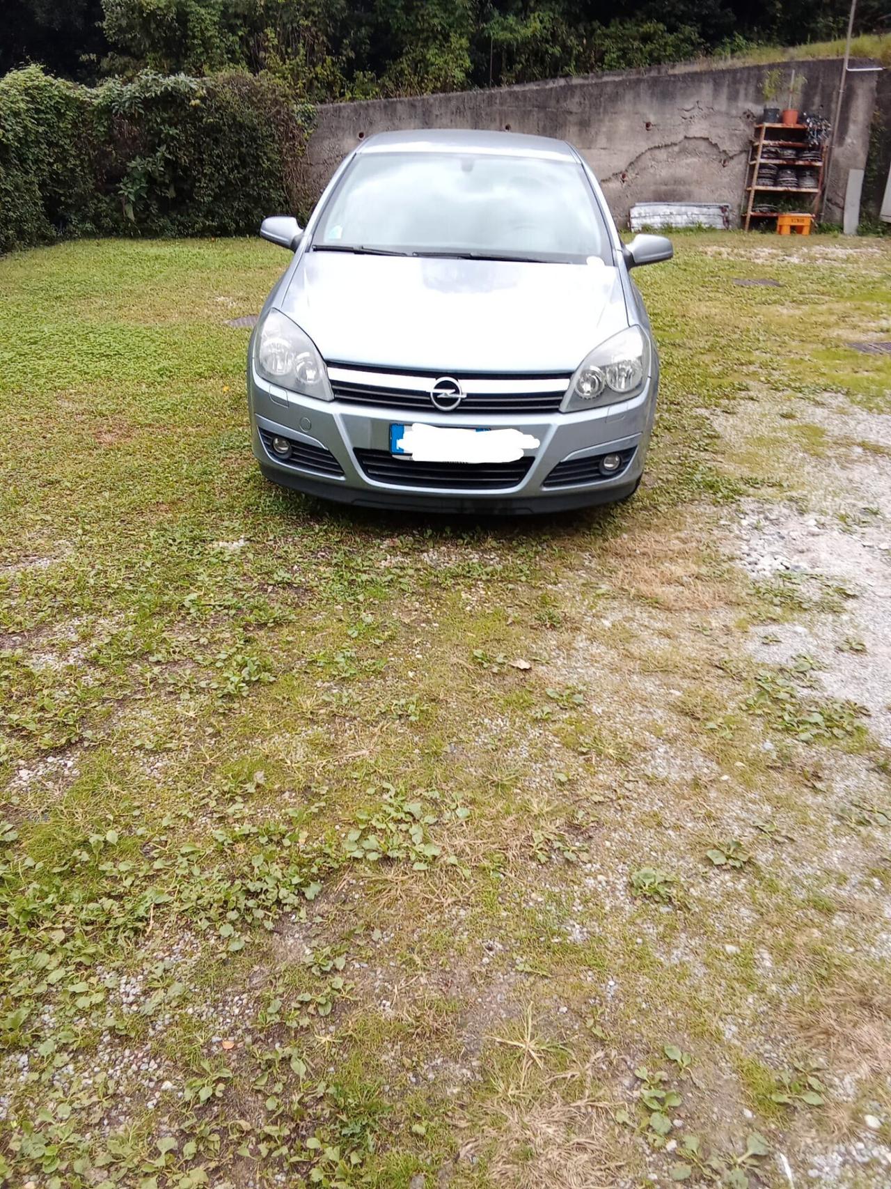 Opel Astra 1300