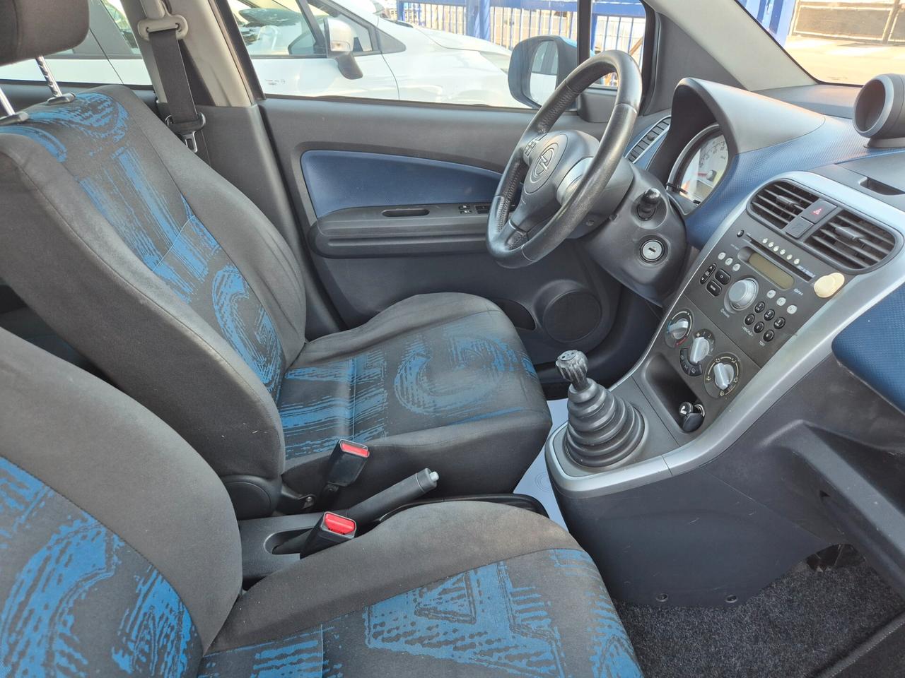 Opel Agila 1.2 16V 94CV Enjoy