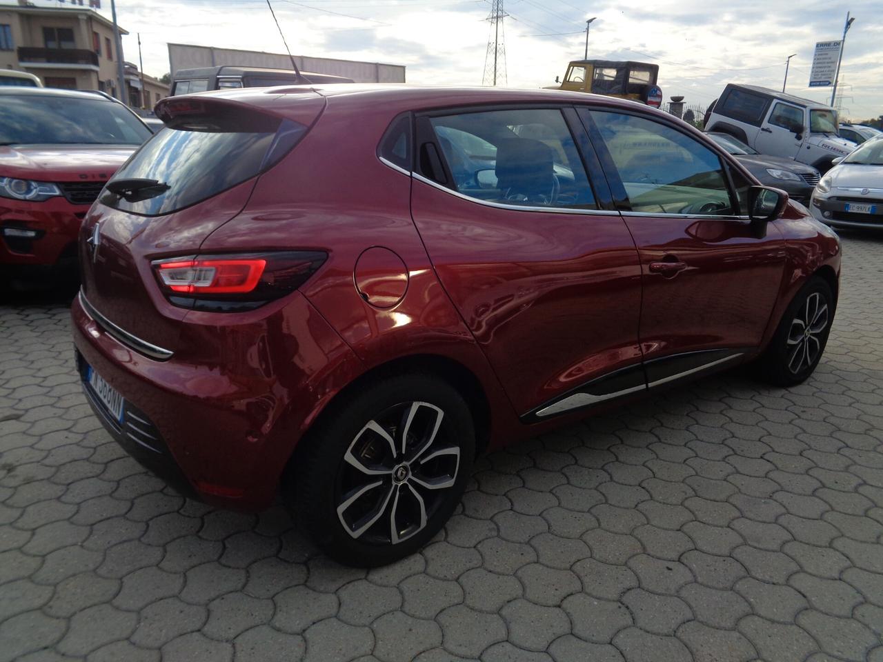Renault Clio dCi 8V 90CV EDC Start&Stop 5 porte Energy Intens