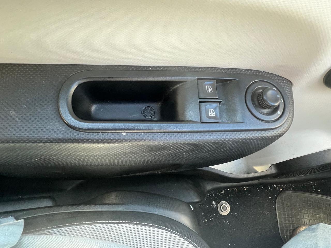 Renault Twingo Lovely SCe 69 #6320