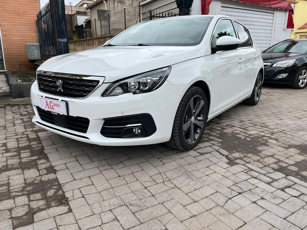 Peugeot 308 BlueHDi 130 S&S EAT8 Allure