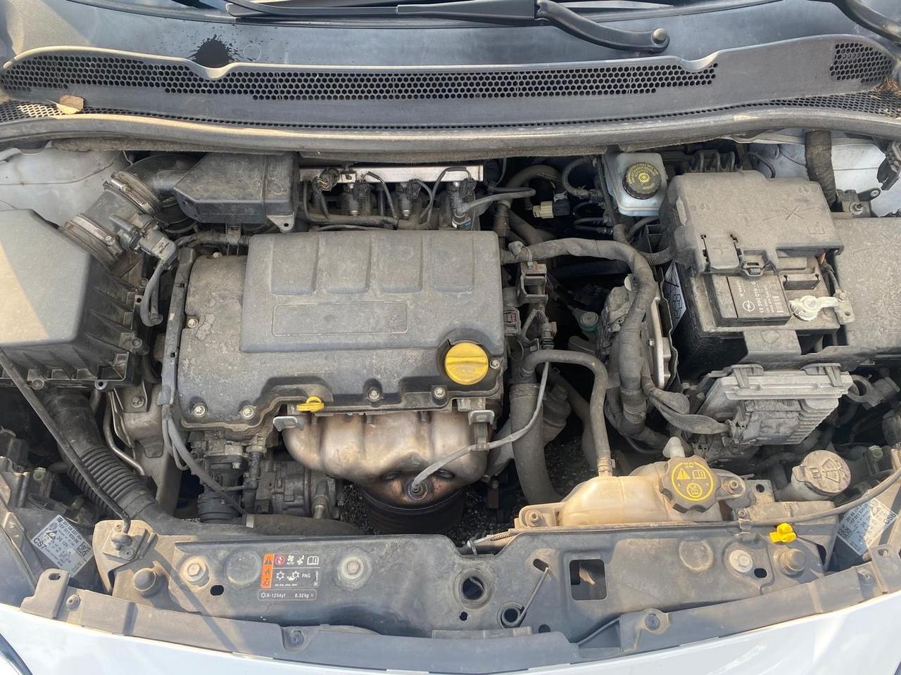 Opel Corsa Black Edition 1.4 #7346