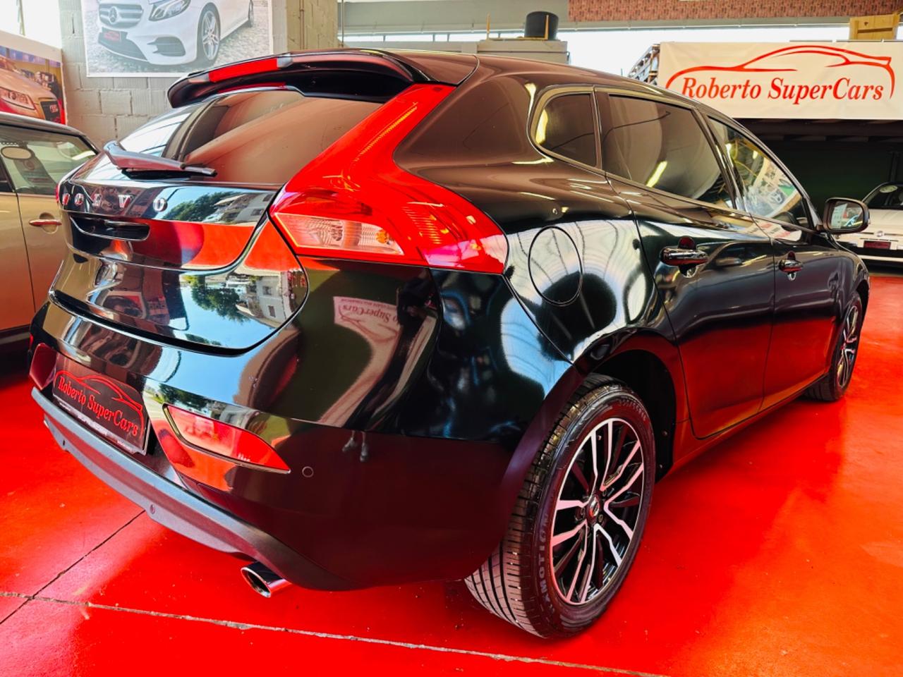 Volvo V40 2.0d 120CV Geartronic R-design