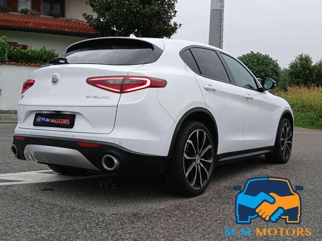 ALFA ROMEO Stelvio 2.0 Turbo 280 CV AT8 Q4 Veloce