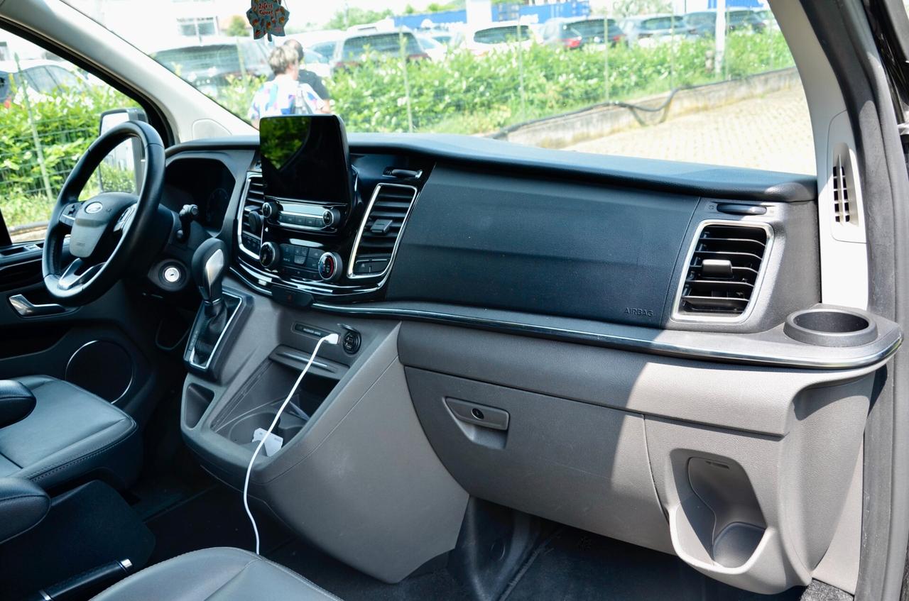 FORD TOURNEO CUSTOM 2.0 ECOBLUE TITANIUM X 185cv AUTO, 8 POSTI, UFF ITALIANA, SERVICE UFF FORD, EURO 6D, RETROCAMERA, APPLE ANDROID, PERMUTE
