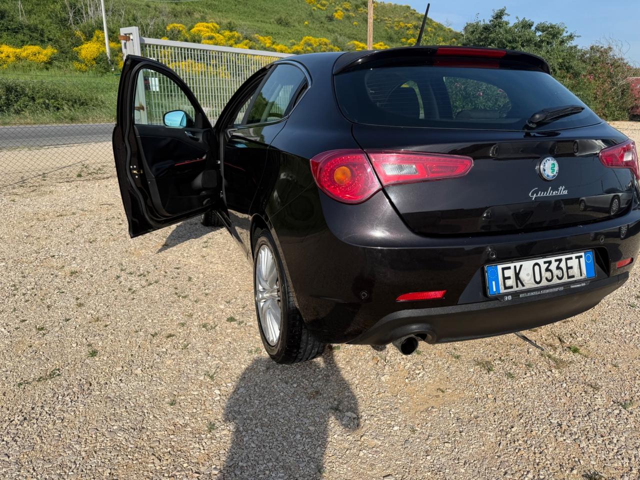 Alfa Romeo Giulietta 1.6 JTDm-2 105 CV 3.999€ PERMUTE