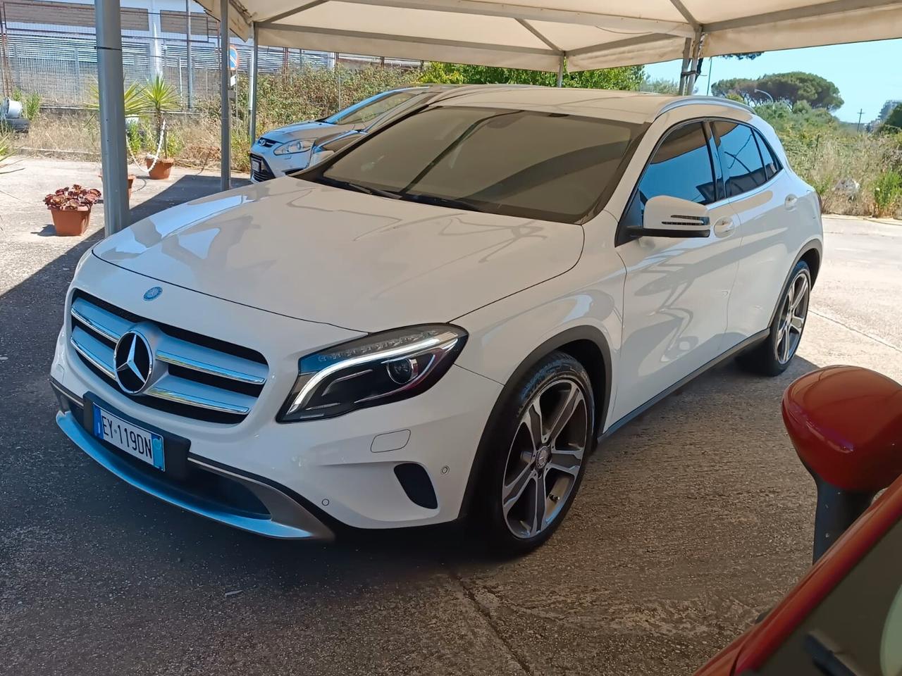 Mercedes GLA Executive Automatic 2014 Gar Rate