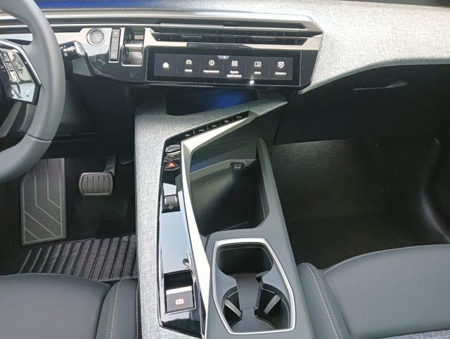 PEUGEOT 5008 Allure Business Hybrid 145 e-DCS6 GT 7 Posti