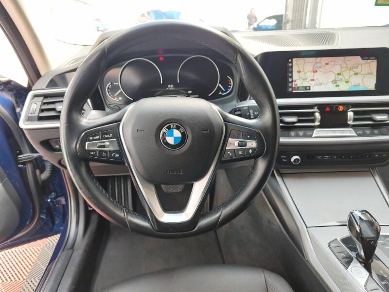 BMW Serie 3(G20/1-80/1) 318d Touring Business A...