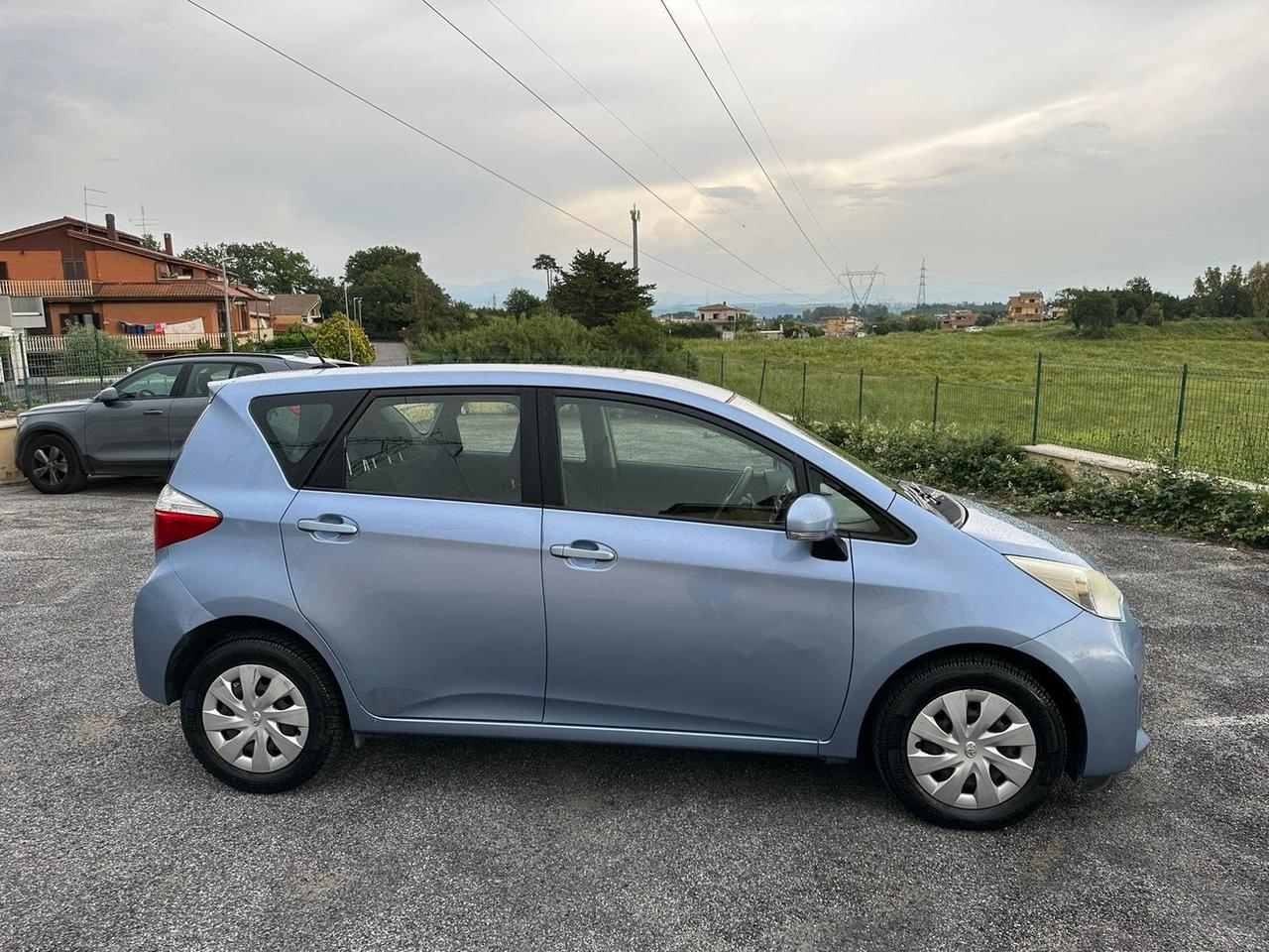 Toyota Verso-S 1.3 MT Lounge