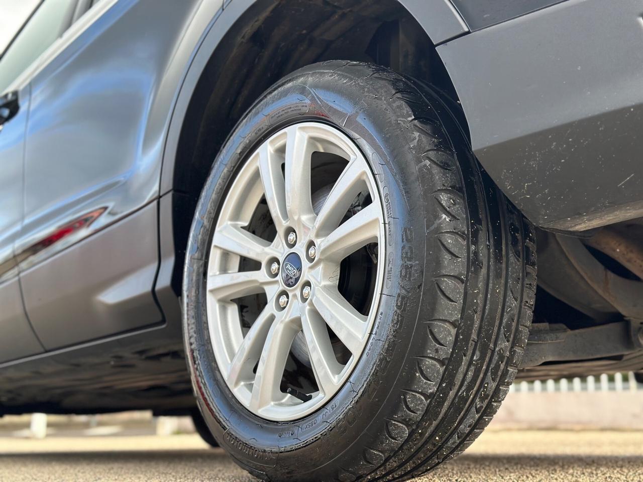 Ford Kuga 2018 1.5 TDCI 120 CV Titanium PERFETTA