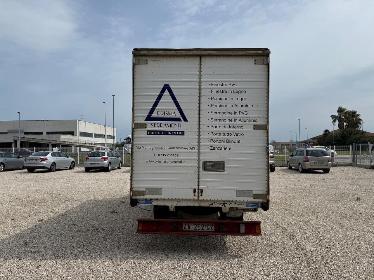 Iveco Daily 35.8 2.5 Diesel PL Cab. Classic