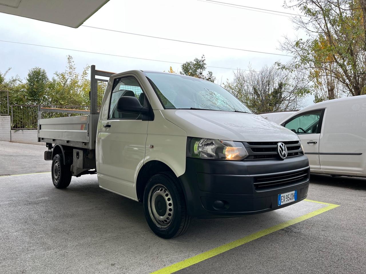 Volkswagen T5 Transporter 2.0TDI RIBALTABILE TRILA