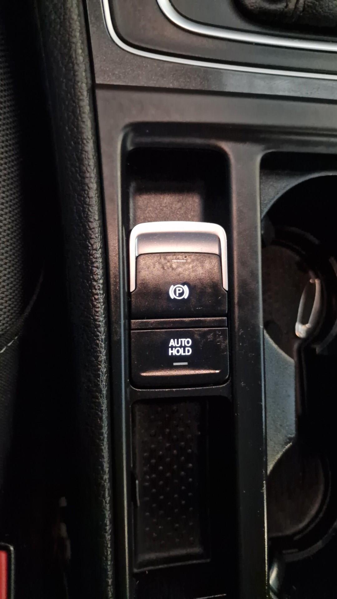 Volkswagen Golf Variant 1.6 TDI 115 CV DSG Executive BlueMotion Tech.