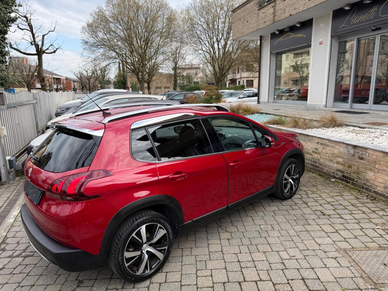 Peugeot 2008 PureTech Turbo 110 EAT6 S&S Allure