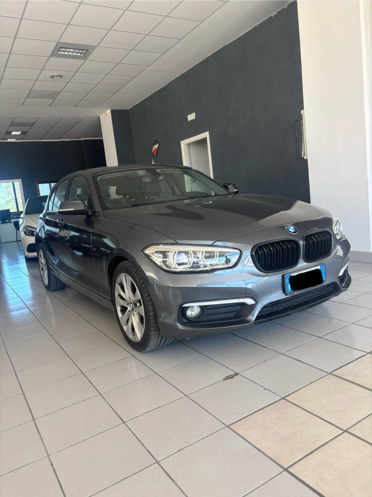 Bmw 116 116d 5p. Urban