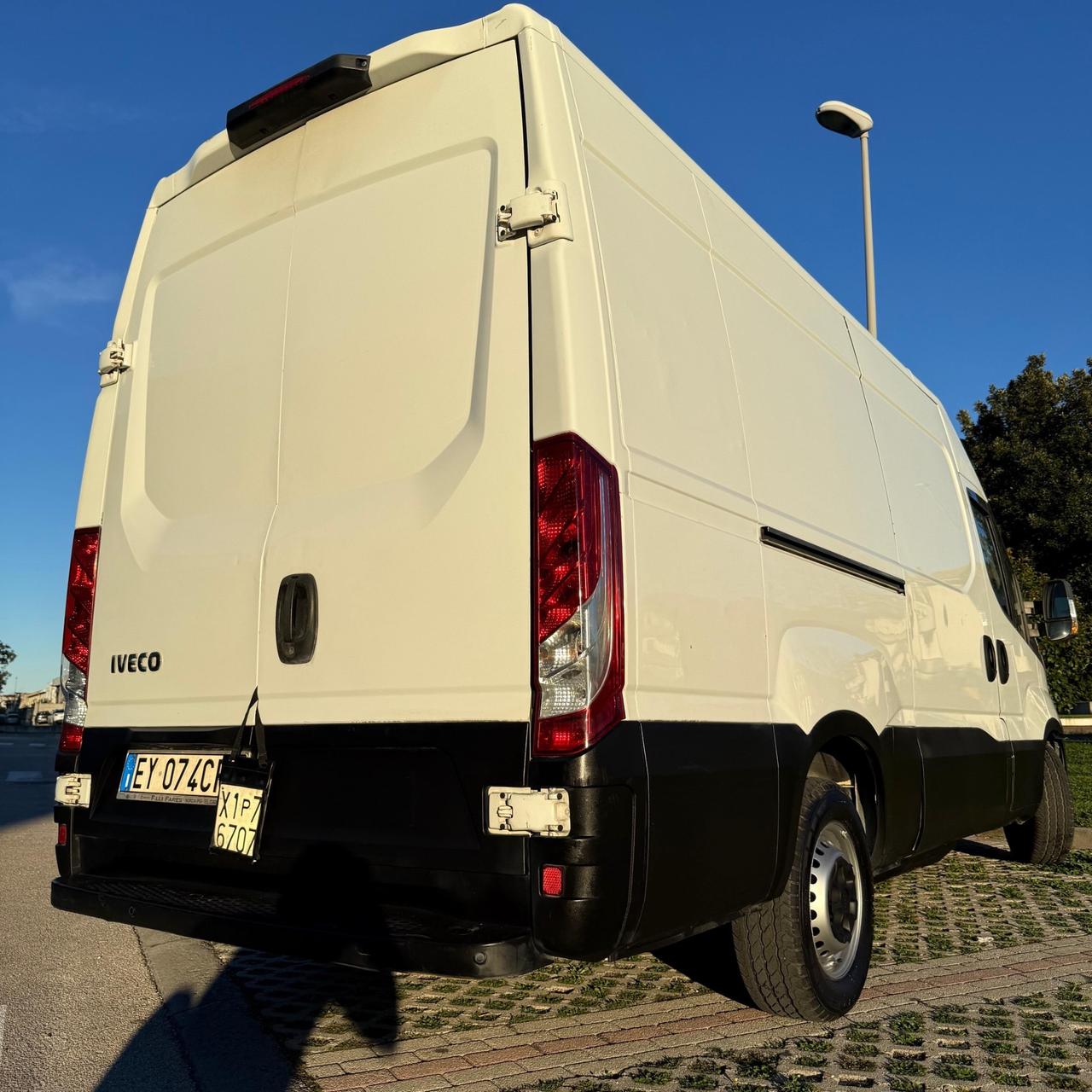 Iveco Daily 3.0 Metano – Uniproprietario – Perfette condizioni – Pronto lavoro