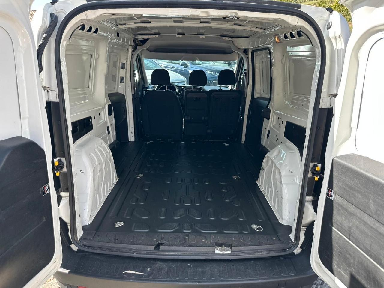 Fiat Doblo Doblò 1.6 MJT 105CV S&S PL-TN Cargo Maxi Lounge