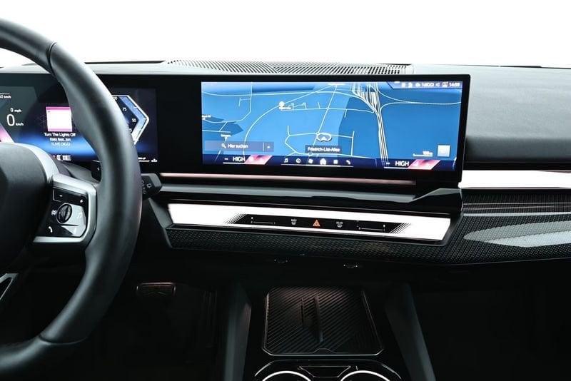 BMW Serie 5 520d xDrive M Sport Gancio Tetto Pelle Camera 360°