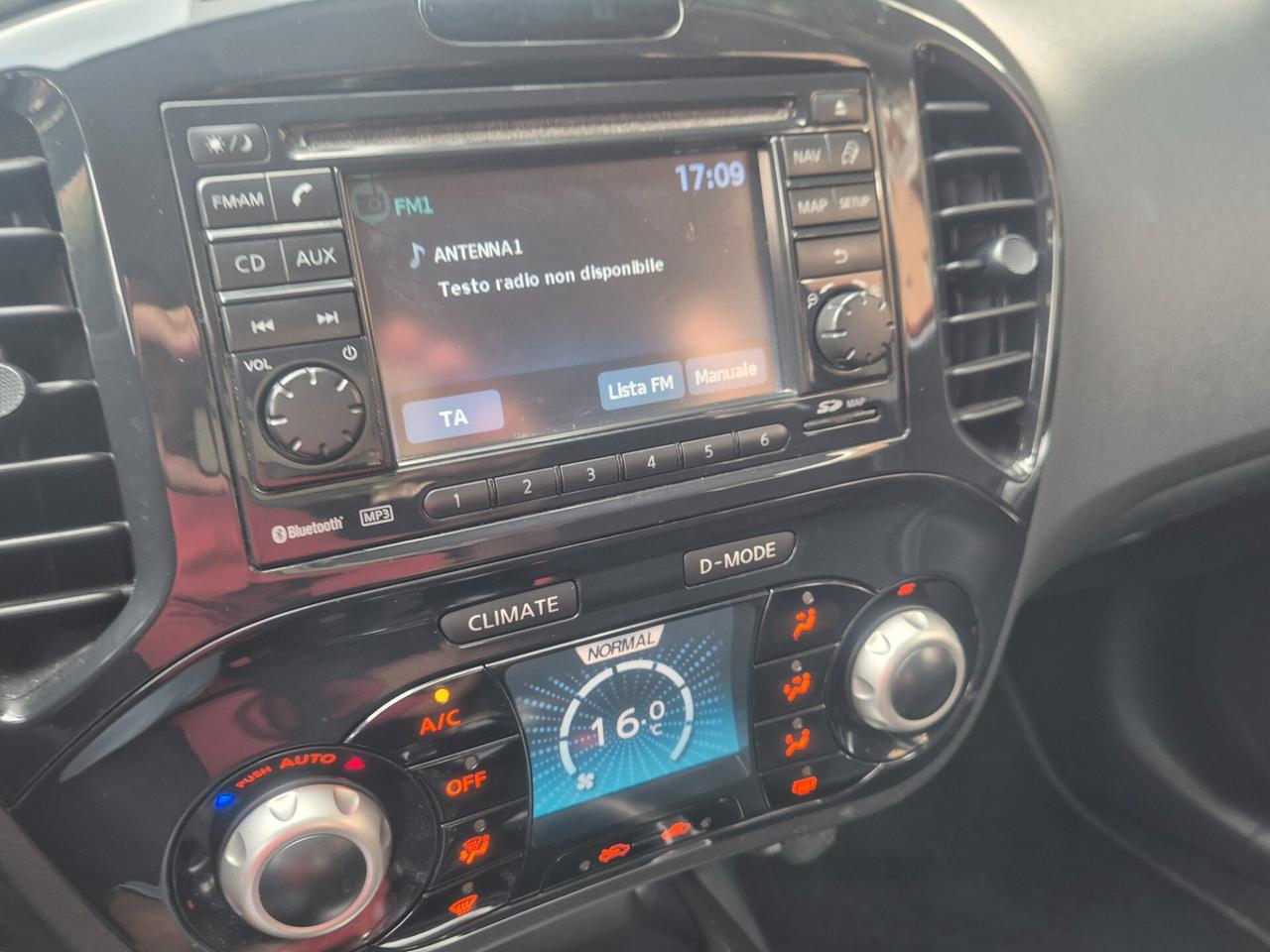 Nissan Juke 1.6 GPL 117cv anno 2014 navigatore retrocamera
