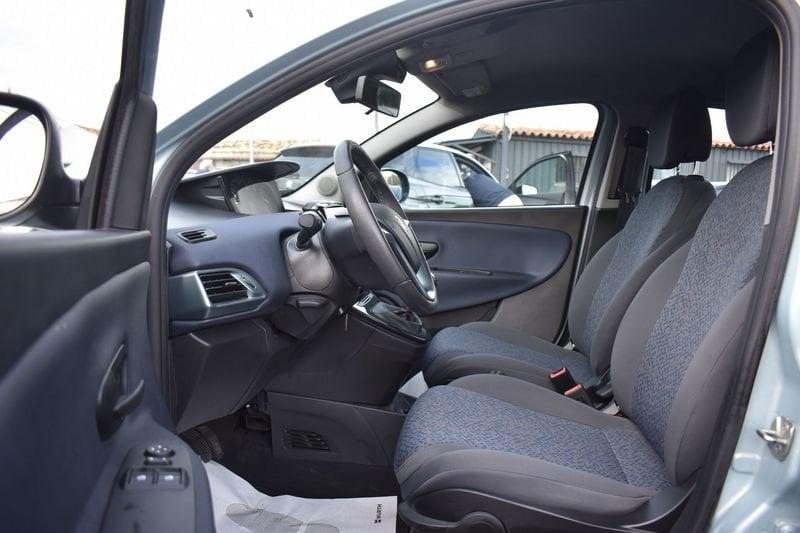 Lancia Ypsilon Ypsilon 1.0 FireFly 5 porte S&S Hybrid Gold Plus