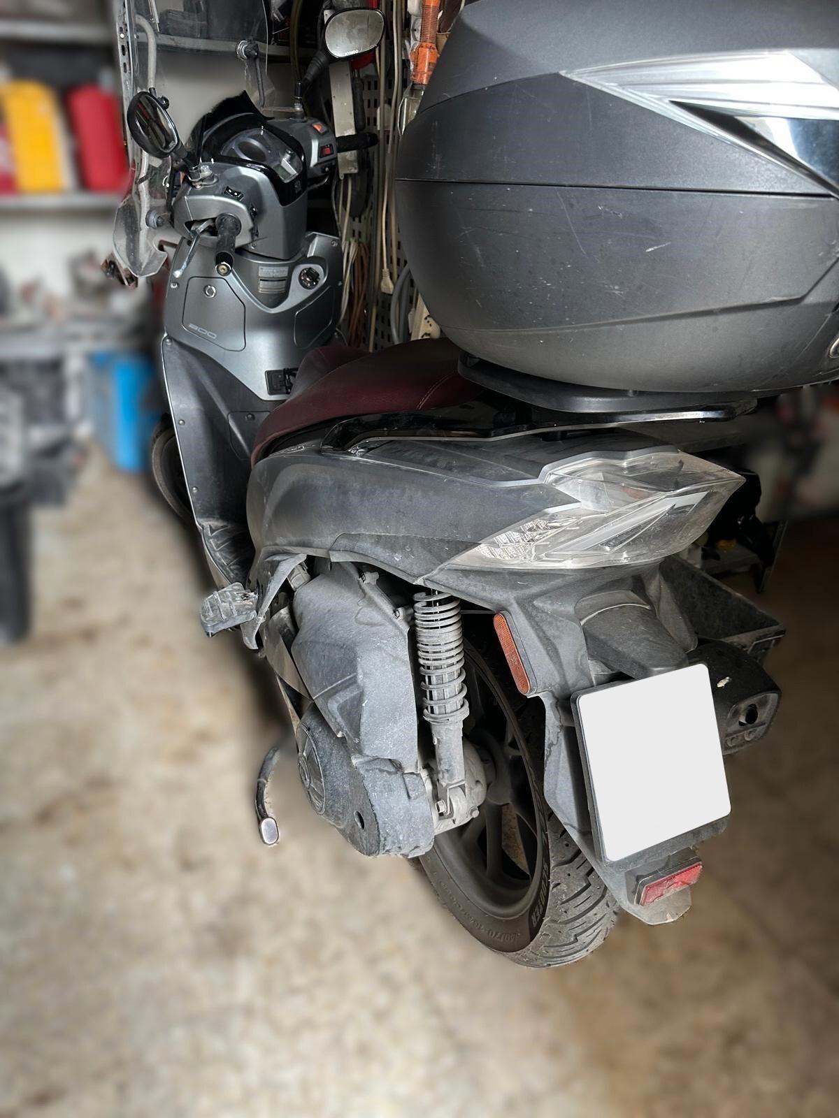 Kymco People S