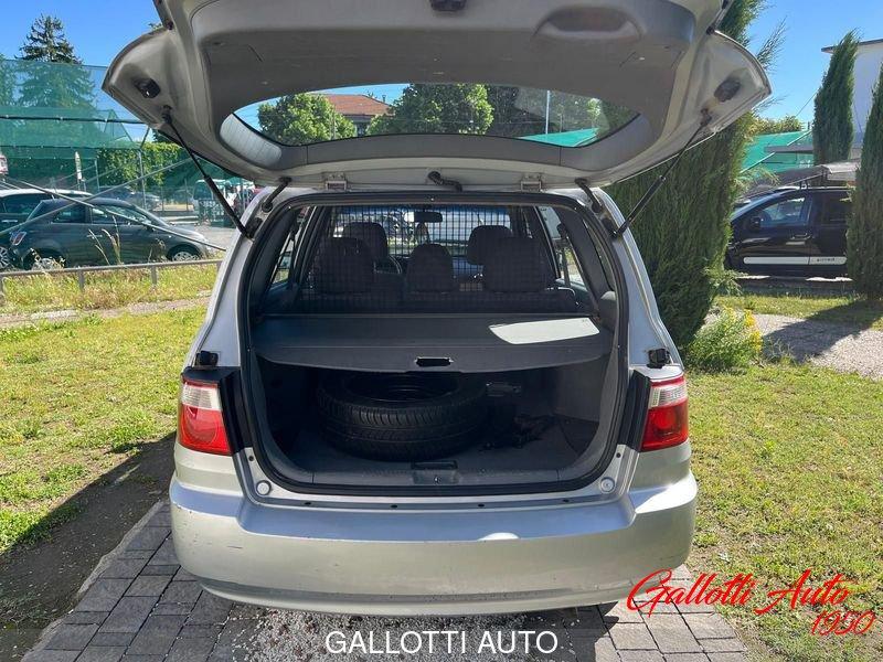Kia Carens LX 1.6 105cv