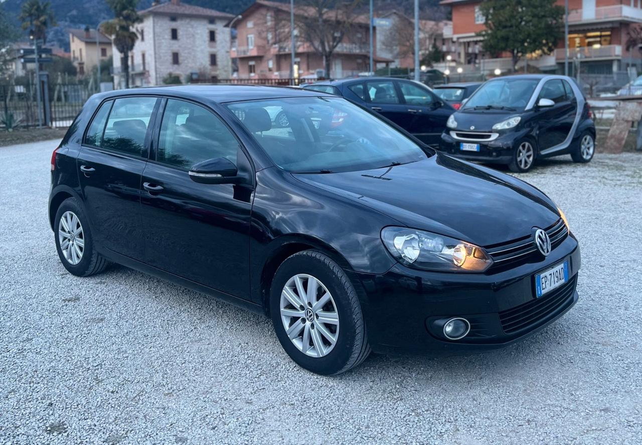 Volkswagen Golf 1.6 TDI 2012 PERFETTA NEOPATENTATI