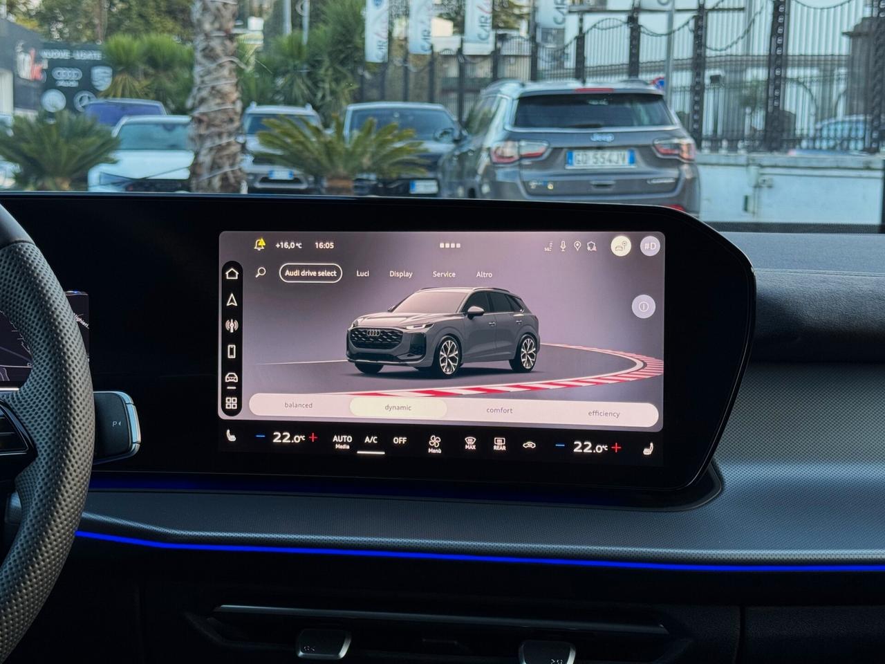 Audi Q3 TDI S line Plus 150CV S-tronic TETTO OLED