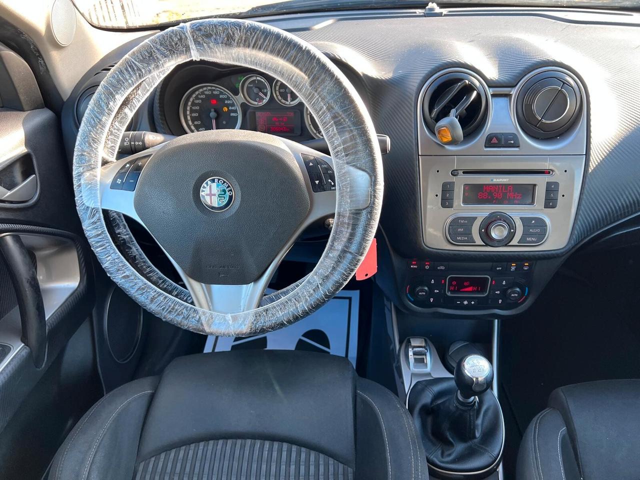 Alfa Romeo MiTo 1.6 JTDm 16V Distinctive Sport Pack