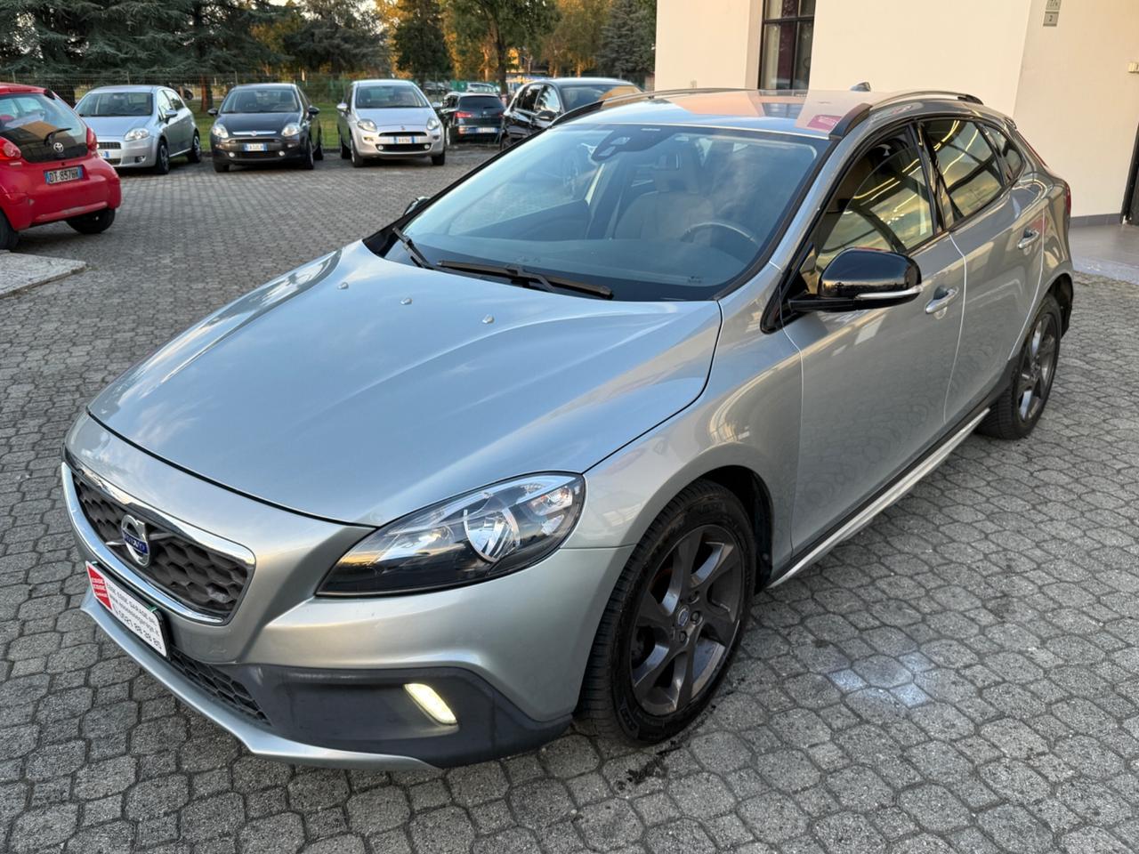 Volvo V40 Cross Country D2 1.6 Summum