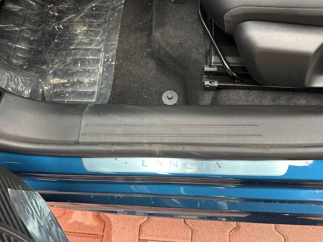 Lancia Ypsilon 1.2 mhev LX 110cv e-dct