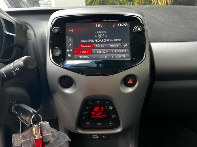 TOYOTA Aygo Connect 1.0 VVT-i 72 CV 5 porte x-clusiv