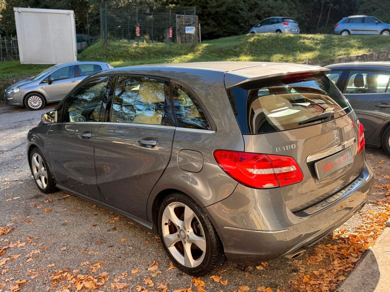 Mercedes-benz B 180 CDI BlueEFFICIENCY Premium AUTOMATICA