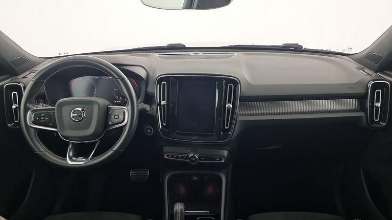 Volvo XC40 T5 Recharge Plug-in Hybrid R-design