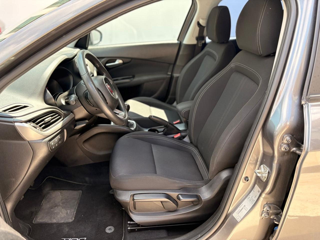 Fiat Tipo 1.6 MJT SES 5P S-DESIGN