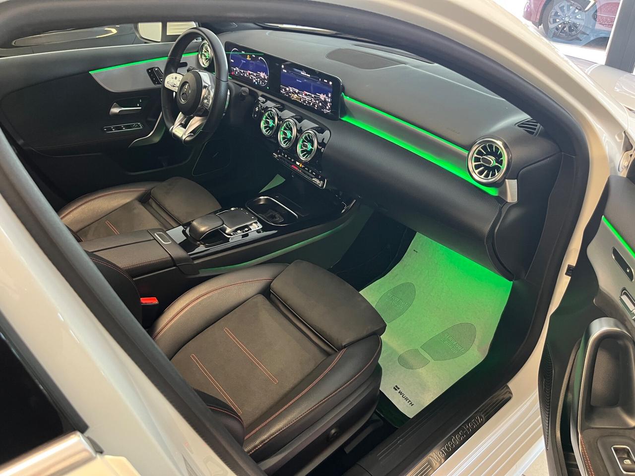 Mercedes classe A 180d Premium Tetto/luci/cerchi19’